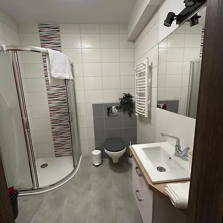 Zakatek -szkolna 12-centrum *